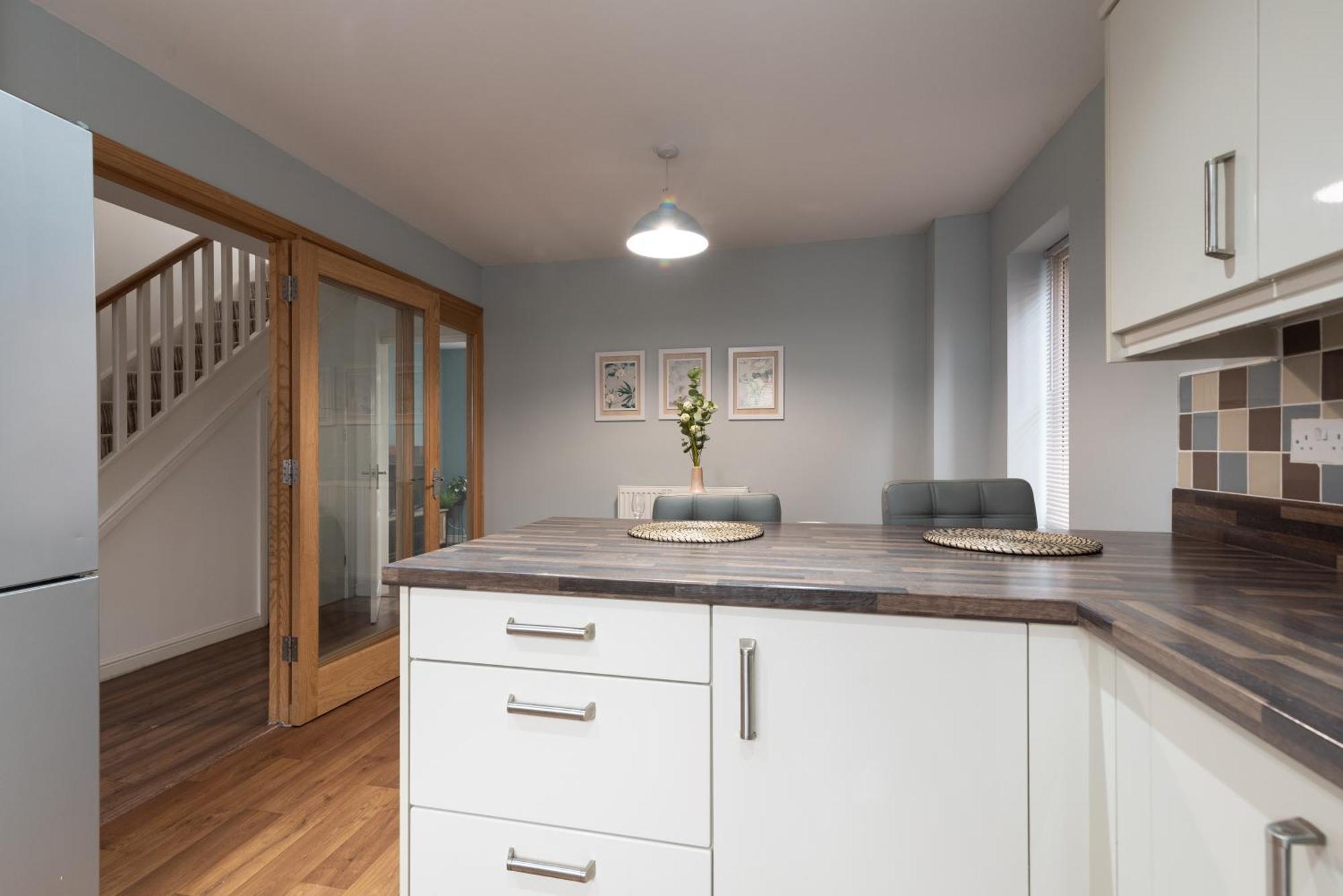 Вилла Prime Location 3 Bed House Ньюпорт Экстерьер фото